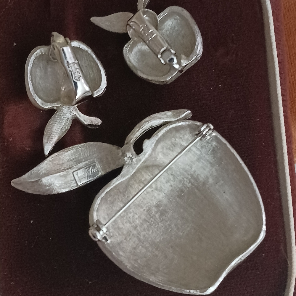 Judy Lee Vintage Silver Apple Set - Picture 4 of 10